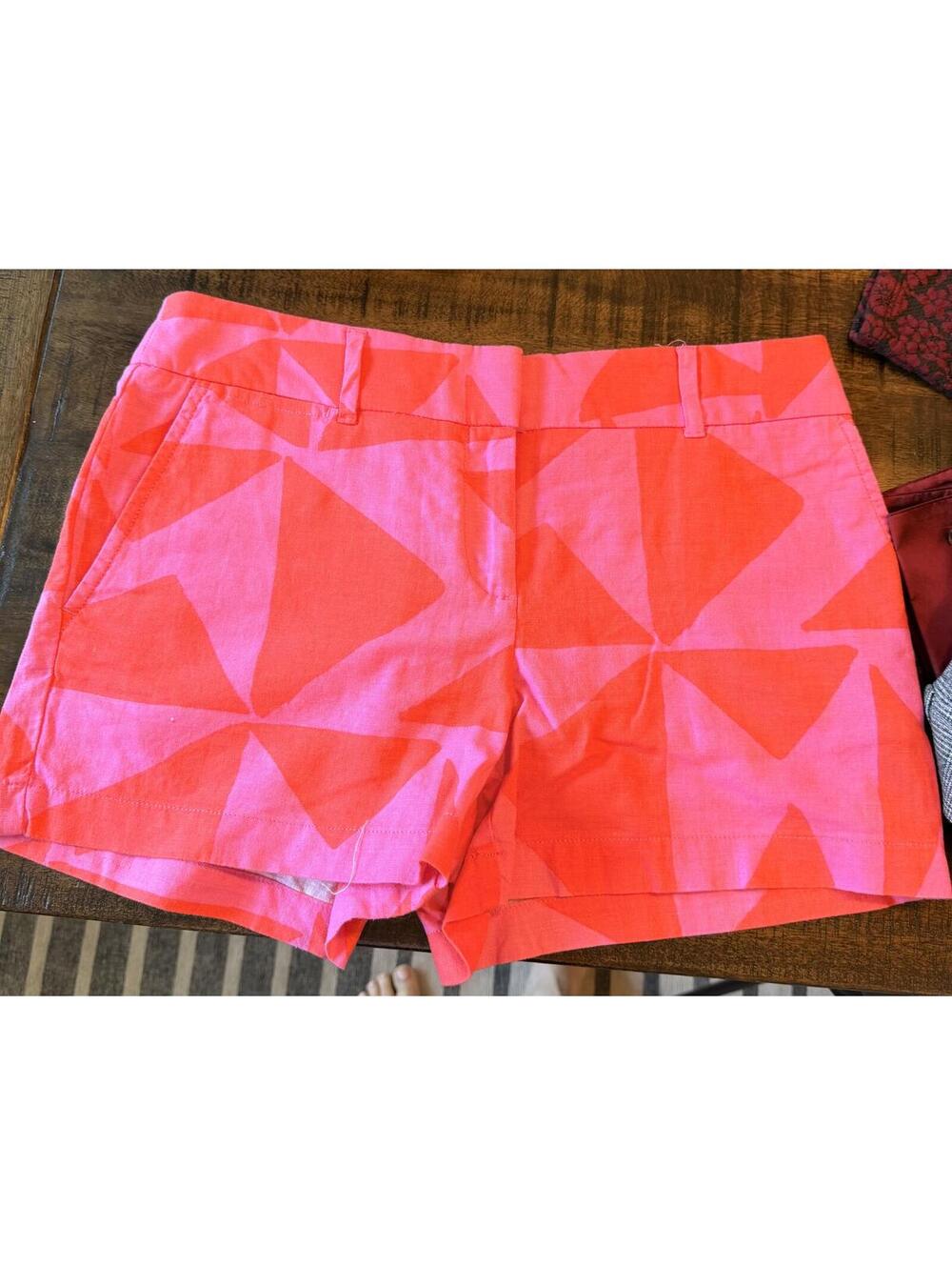 Ann Taylor Loft Cargo Shorts size 4